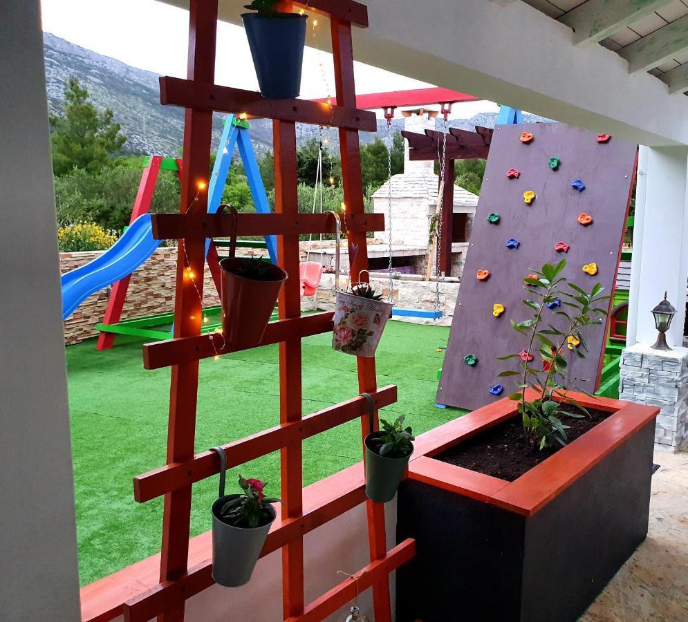 אורביץ Guesthouse Milijana מראה חיצוני תמונה