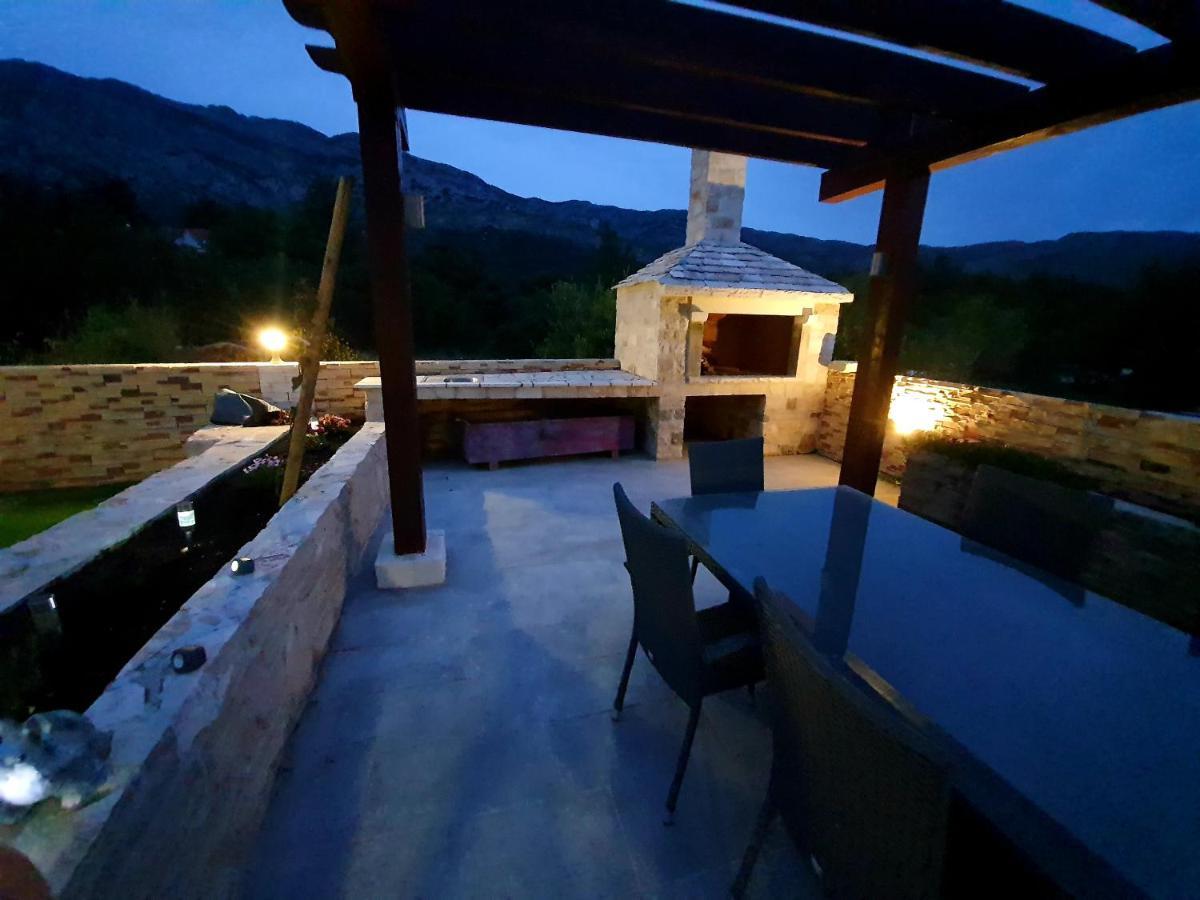 אורביץ Guesthouse Milijana מראה חיצוני תמונה